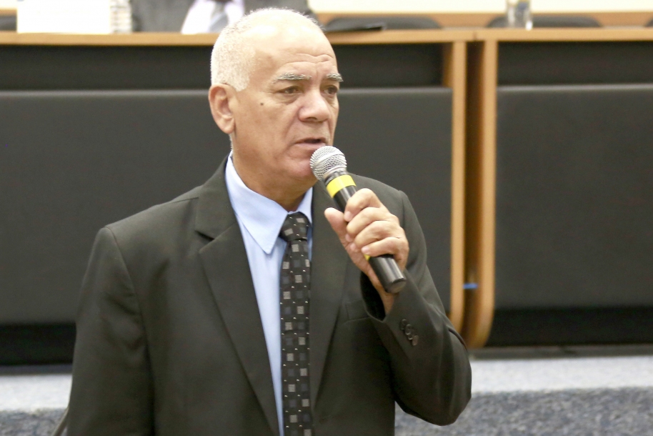 Zé Baiano propõe construção de ambulatório médico no Velório    