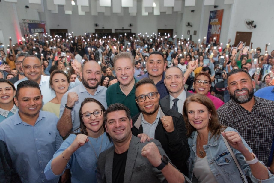 Igor Soares realiza prestação de contas e enaltece Bruna Furlan