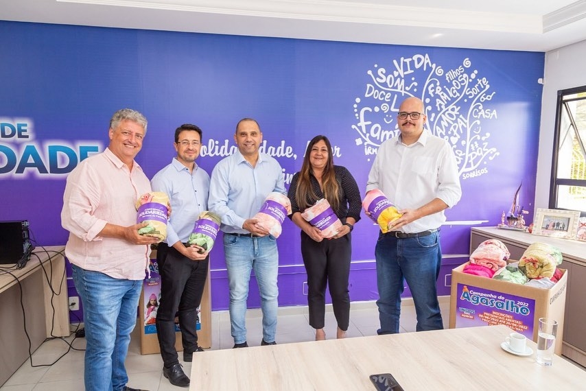 Marcos Tonho recebe representantes da empresa Solar Group