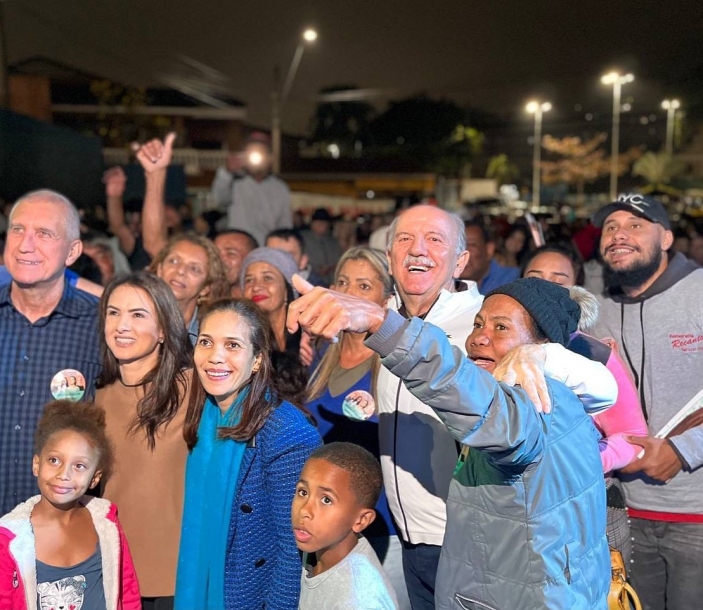 Vice- prefeito Beto Piteri participa de reunião no Jardim Belval 