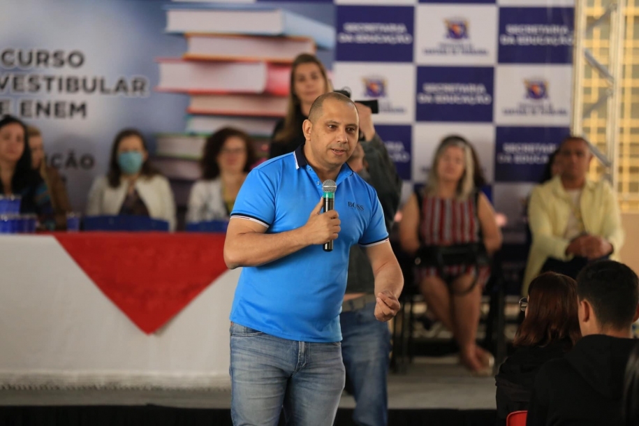 Santana de Parnaíba promove Cursinho Pré-Vestibular gratuito 