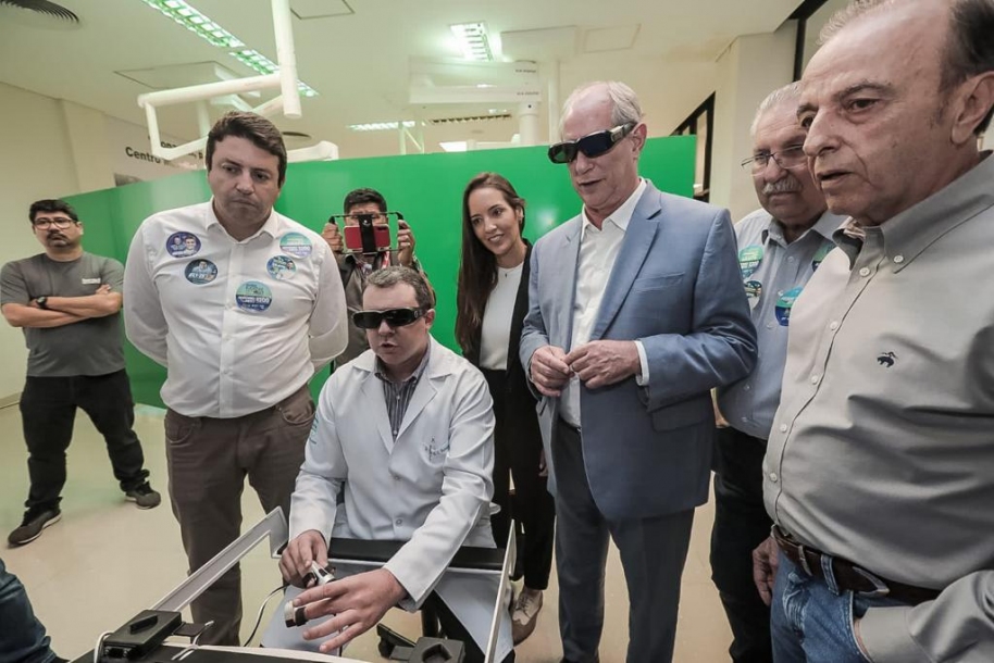 Elvis Cezar e Ciro Gomes visitam Hospital de Amor em Barretos