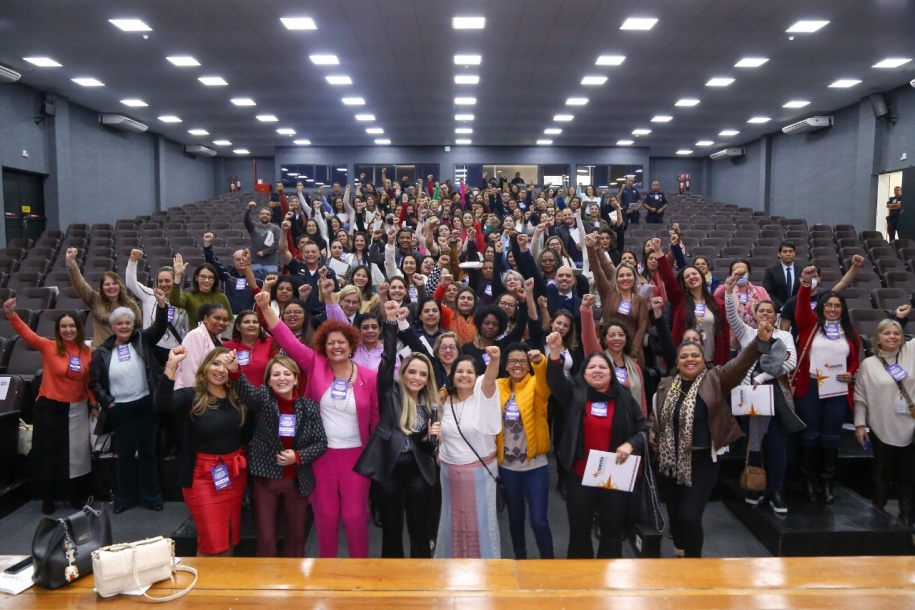 Encontro em Parnaíba discutiu políticas públicas de proteção a mulher