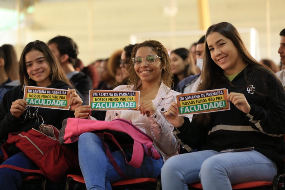 Santana de Parnaíba oferece cursinho pré-vestibular gratuito