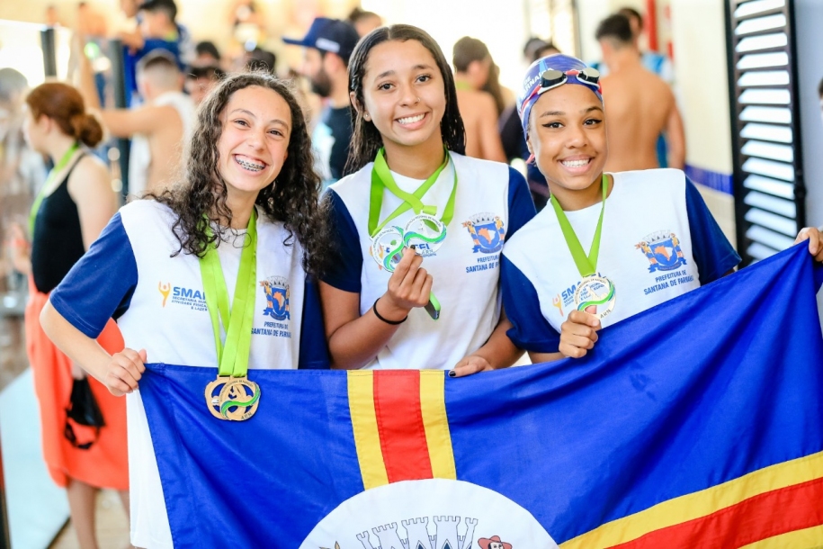 Parnaíba conquista 19 medalhas de ouro no Campeonato de Natação