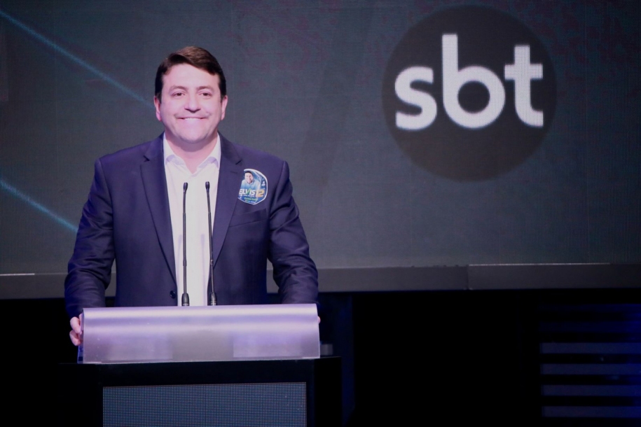 Elvis fica em 1º lugar como mais buscado no Google e Twitter após Debate