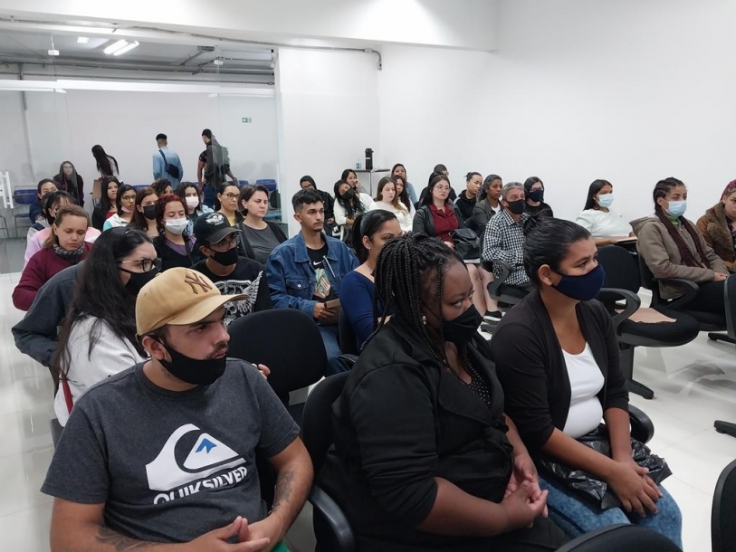 Casa do Trabalhador de Barueri divulga novas vagas de emprego