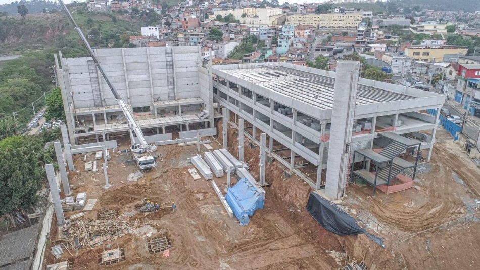 Avançam obras do novo Colégio Carlos Alberto no Cento e Vinte