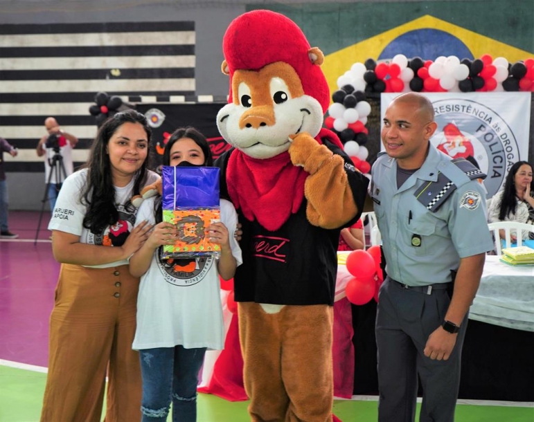 Barueri promove formatura do Programa de Resistência às Drogas