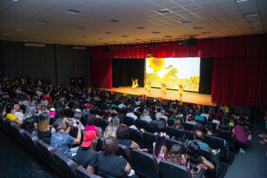 Alunos do CCAM realizam apresentações de final de ano em Parnaíba