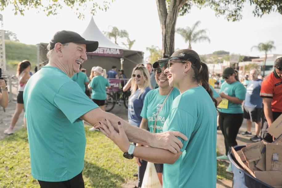 Beti Piteri prestigia a 46ª Corrida de São Silveira em Barueri 