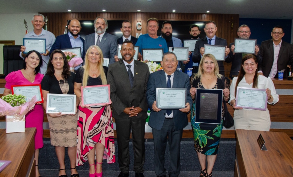 Prefeito Doutor Sato celebra 59 anos de emancipação de Jandira 
