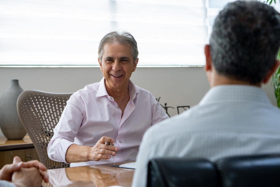 Rubens Furlan anuncia faculdade de medicina em Barueri 