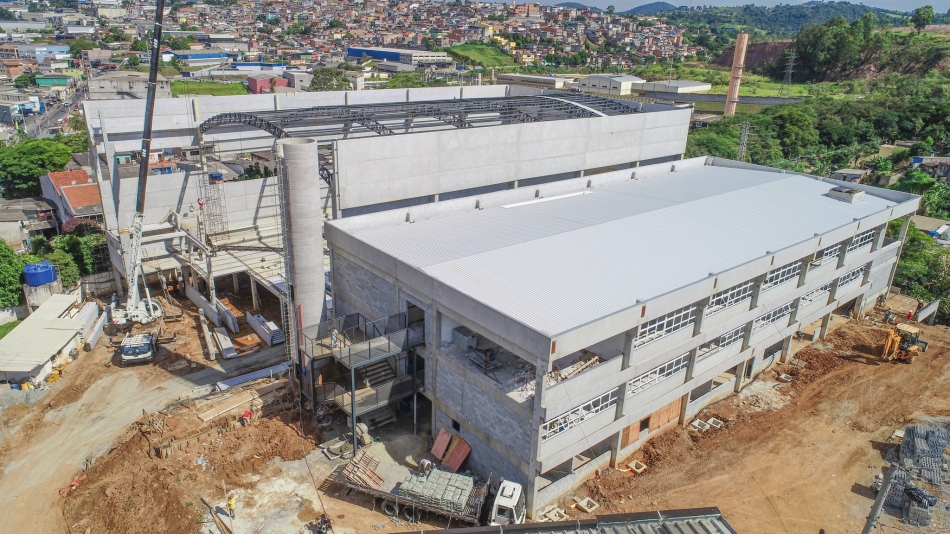 Marcos Tonho anuncia avanço na obra do Colégio Carlos Alberto 