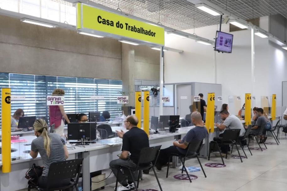 Casa do Trabalhador de Barueri divulga novas vagas de emprego