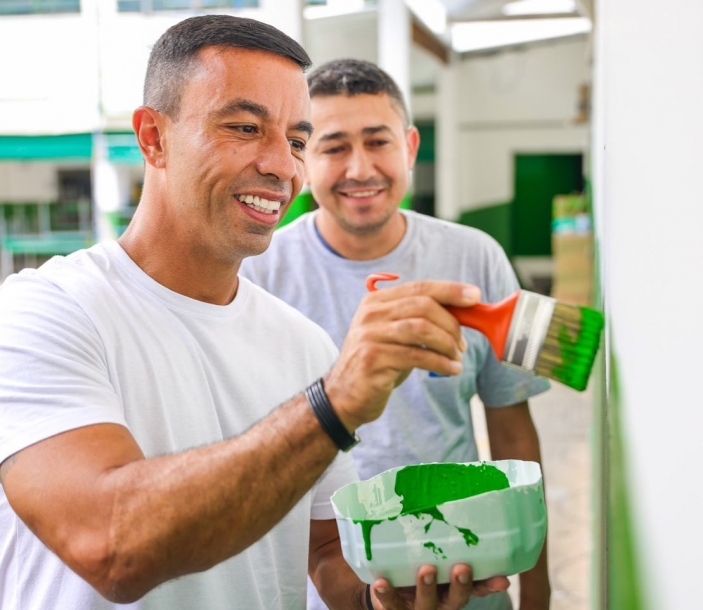 Prefeito Rogério Lins promove reformas em 36 escolas de Osasco 