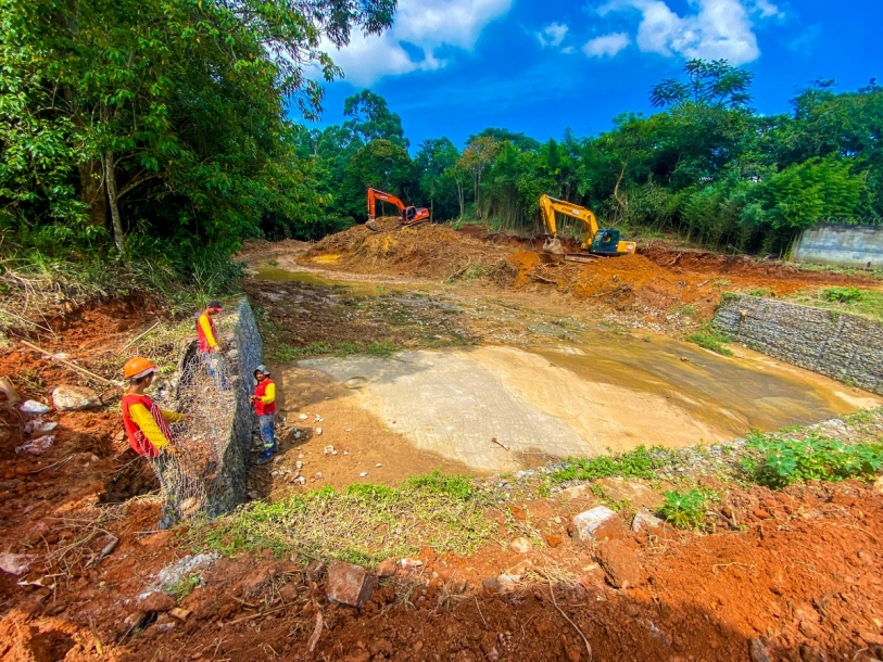 Danilo Joan começa 11 novas obras emergenciais para conter enchentes