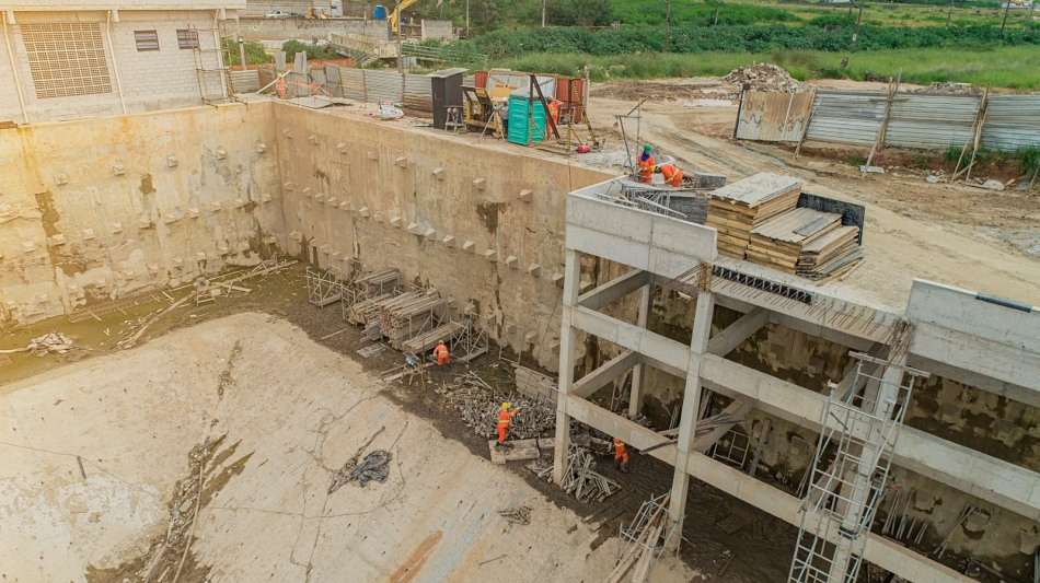 Barueri investe em grandes obras para conter enchentes