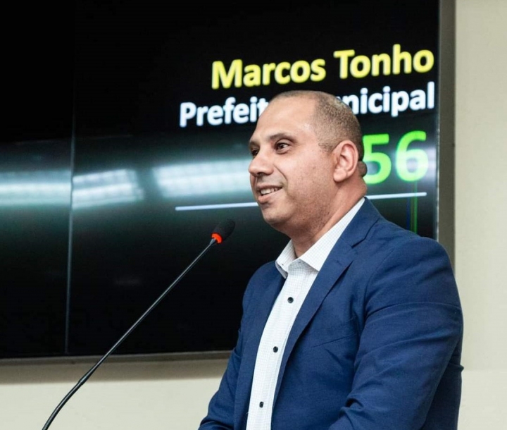 Prefeito enaltece construção de cinco novos colégios municipais