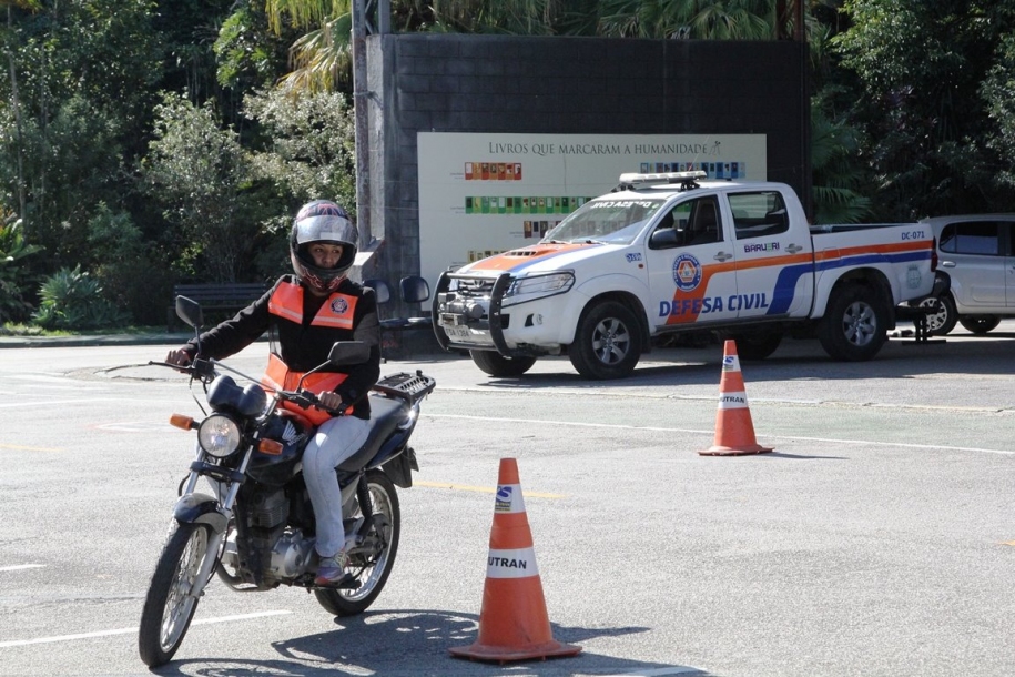 Defesa Civil de Barueri oferece curso gratuito de Pilotagem Defensiva 