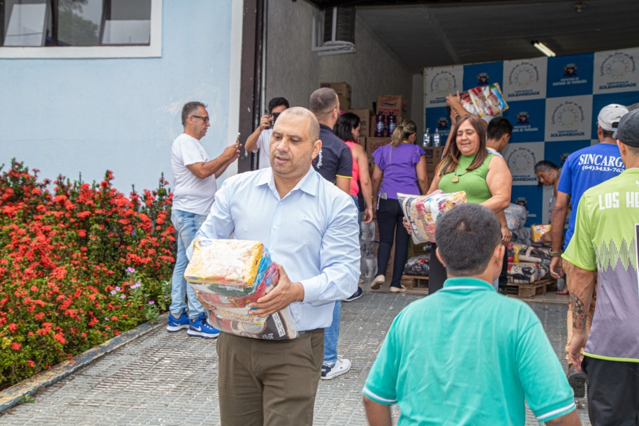 Marcos Tonho promove doações de alimentos para vítimas do litoral norte 