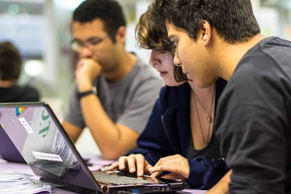 Novotec Expresso oferece cursos de Robótica para jovens de Parnaíba