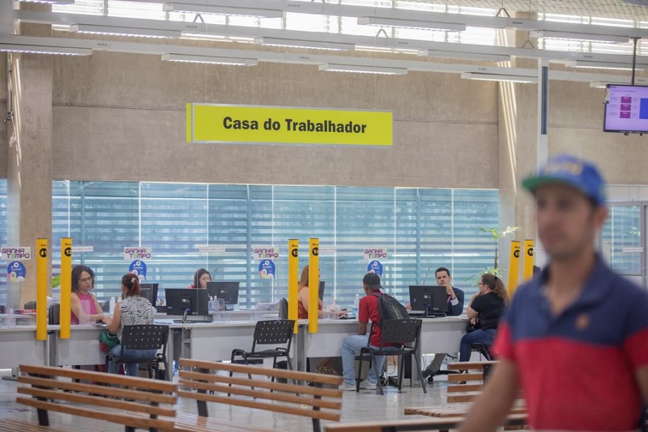 Casa do Trabalhador de Barueri divulga novas vagas de emprego