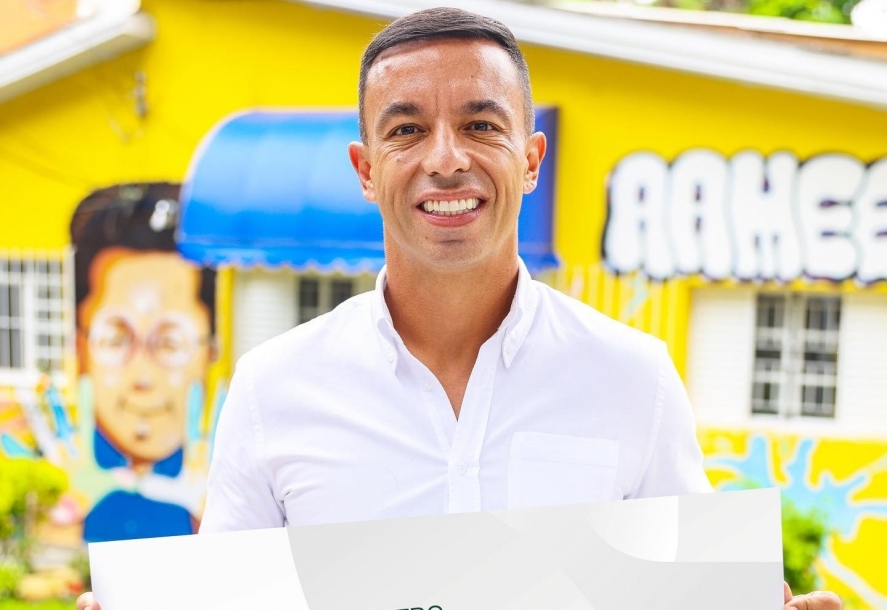 Lins entrega o primeiro Centro Dia da Pessoa com Deficiência