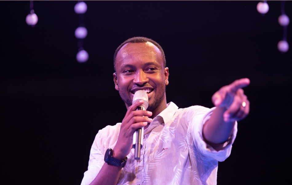 Festa de 74 anos de Barueri terá shows de Thiaguinho e Teatro Mágico 