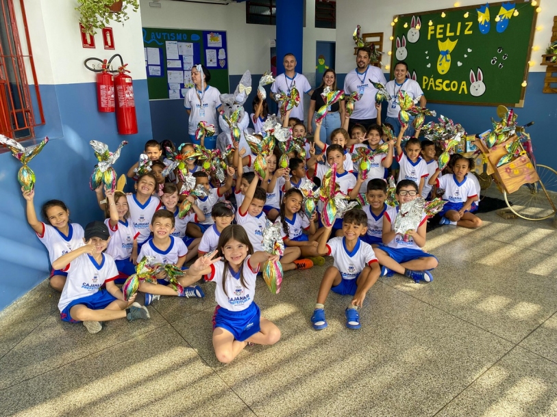 Alunos do Colégio do Futuro e da APAE de Cajamar recebem Ovos de Páscoa
