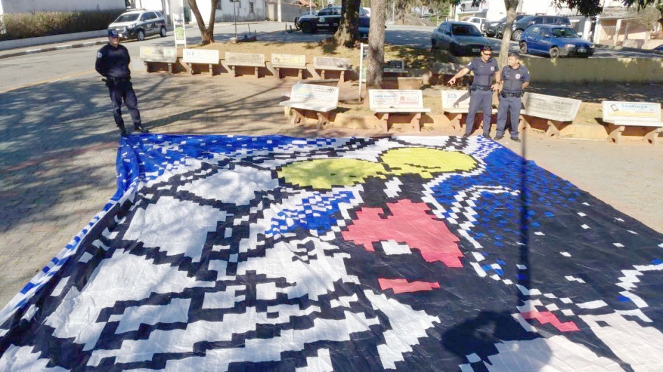 Guarda Ambiental de Barueri leva baloeiro pra delegacia