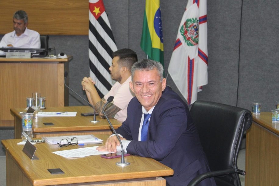 Vereador Tarcísio atende moradores e cobra medidas para melhorias na mobilidade urbana 