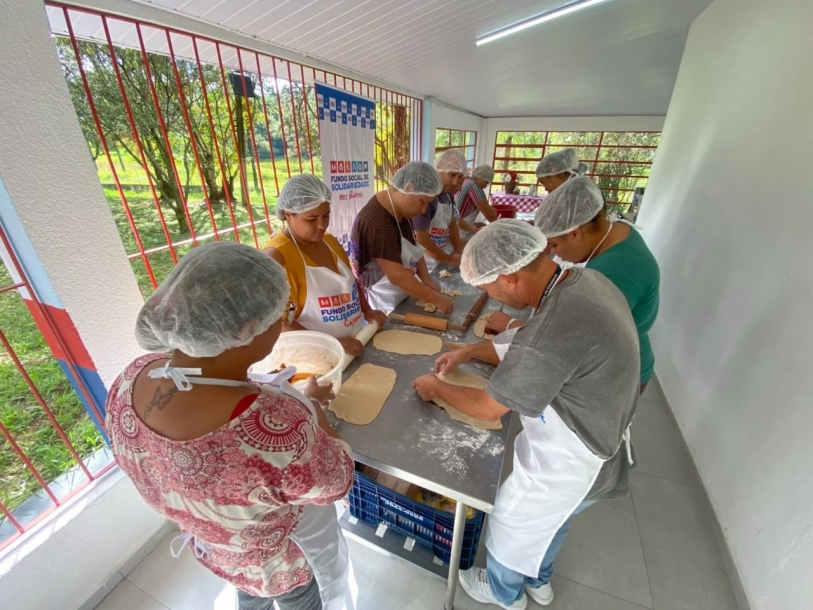 Moradores do Ponunduva recebem Projeto “Fundo Social nos Bairros”