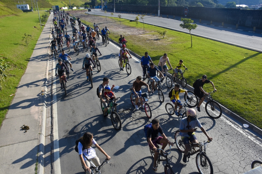 Passeio ciclístico reuniu cerca de 2 mil ciclistas em Cajamar 