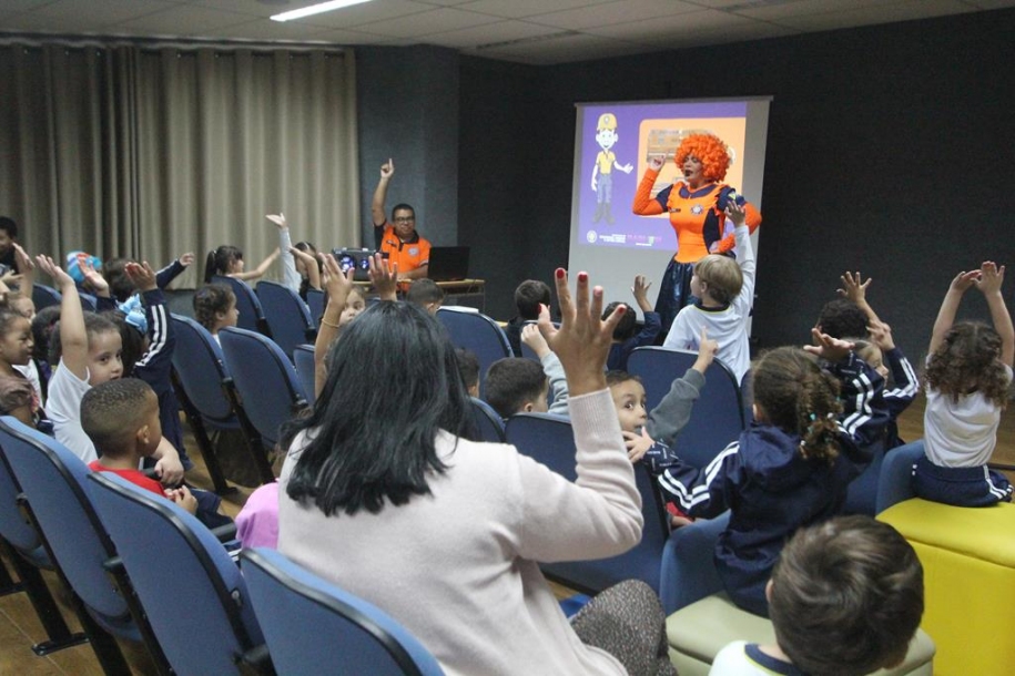Defesa Civil na Escola inicia palestras de prevenção de acidentes em Barueri