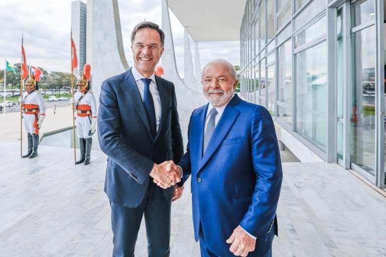 Lula e primeiro-ministro dos Países Baixos se reúnem em Brasília para falar de negócios