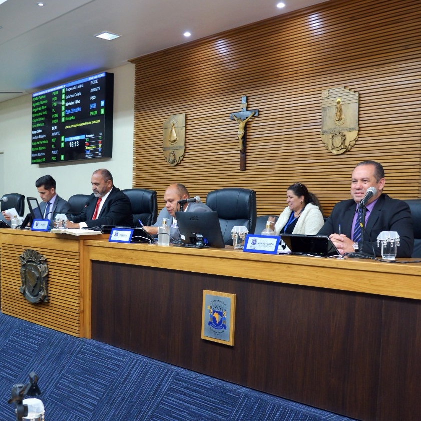 Parlamentares parnaibanos aprovam Moção de Repúdio contra atos preconceituosos