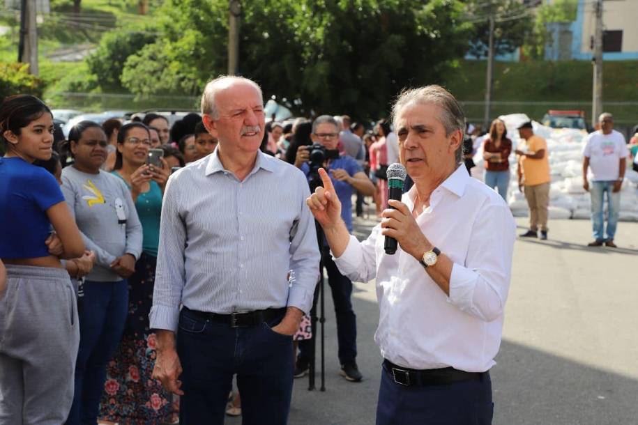 Furlan e Piteri já entregaram mais de 45 mil peças de frio da Campanha do Agasalho 