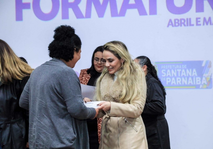 Secretaria da Mulher de Parnaíba já entregou mais de mil diplomas em 6 meses
