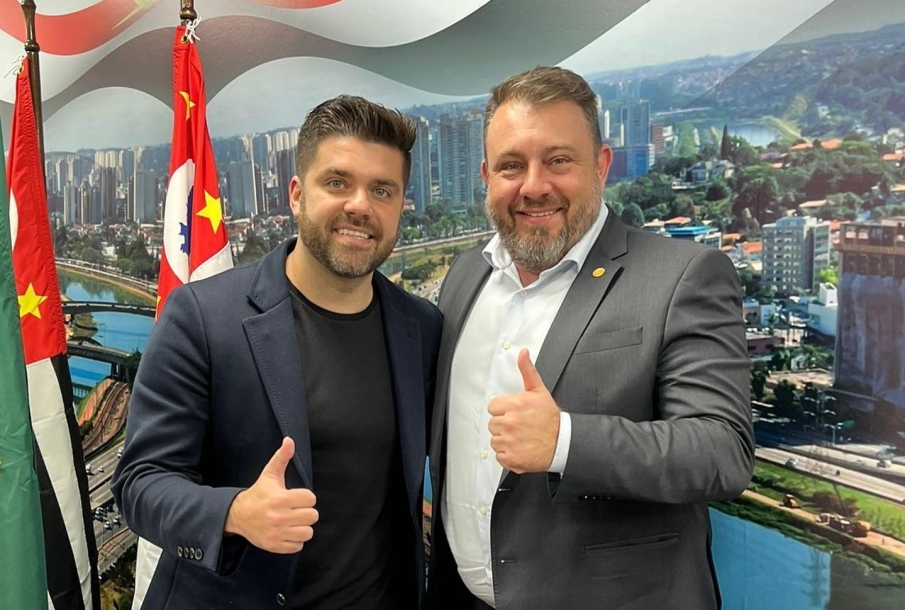 Danilo Joan participa de reunião na Alesp visando emendas parlamentares para Cajamar