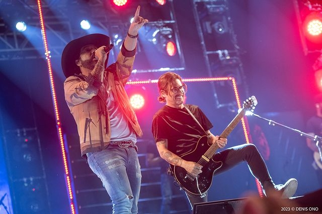 Arraiá de Barueri começa nesta quinta (22) com show de Edson e Hudson