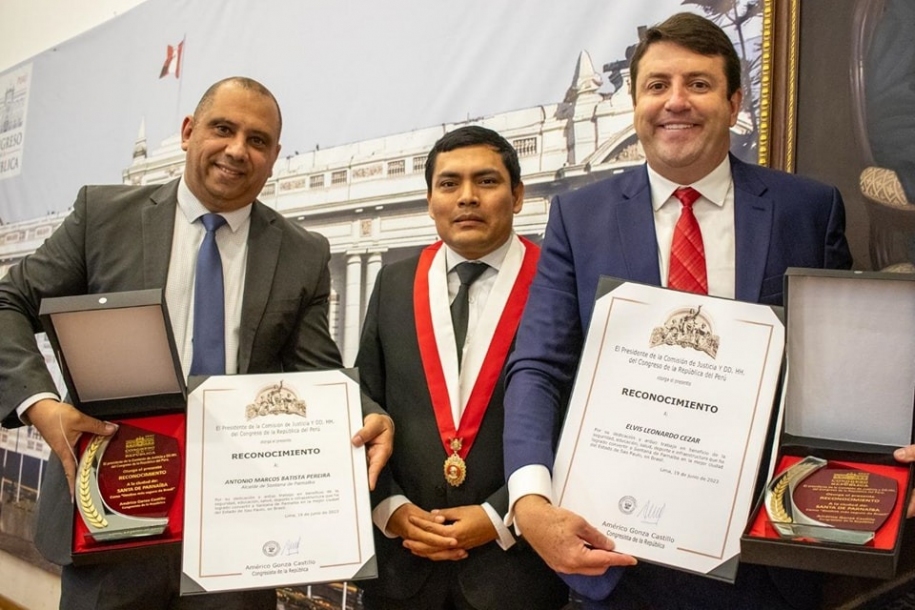 Elvis Cezar leva método de gestão pública “Governo 360” para o Peru