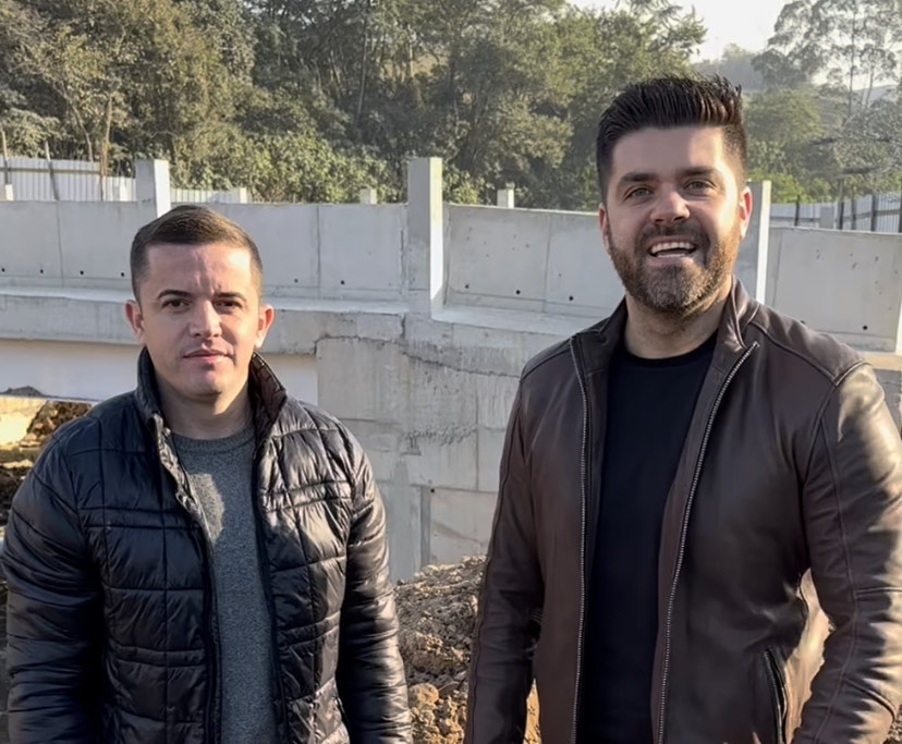 Danilo Joan acompanha obras de construção da nova ponte da Av. Ribeirão dos Cristais