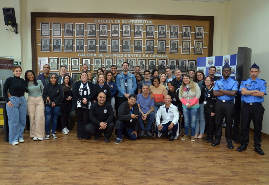 Escola do Parlamento da Câmara de Parnaíba promove palestra sobre primeiros socorros