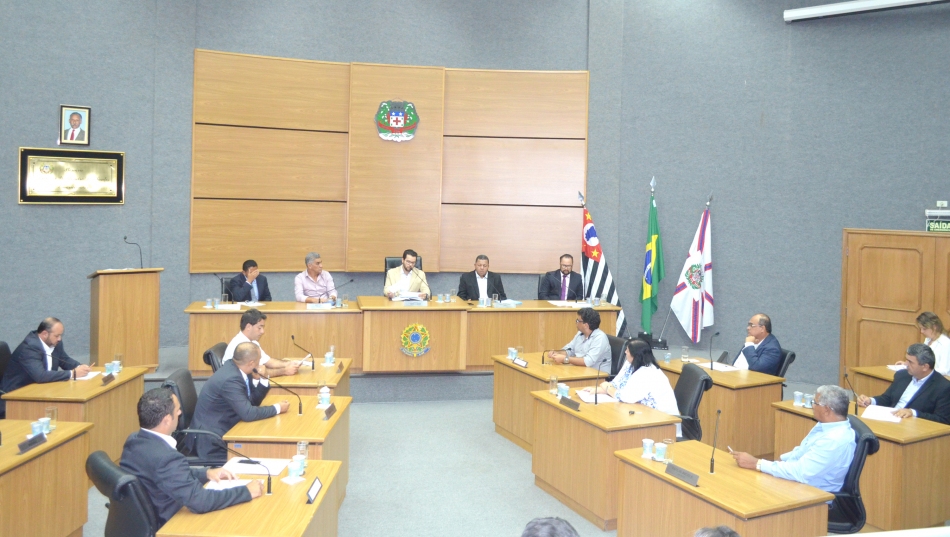 Câmara da aval para manutenção do descontrole nas contas públicas