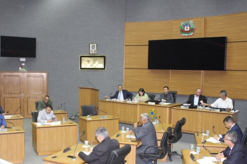 Câmara de Cajamar solicita criação de novas unidades escolares de Ensino Médio 