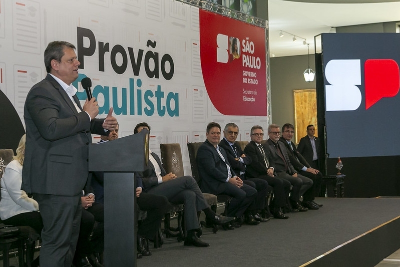 Tarcísio lança Programa Provão Paulista para ingresso em universidades de SP