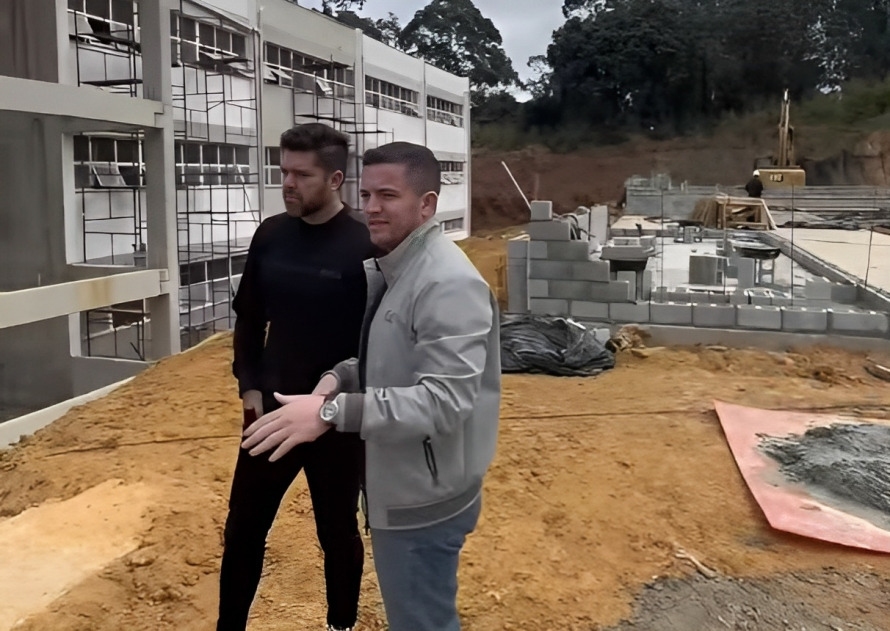 Danilo Joan vistoria obras de construção do novo Campus de Logística e Tecnologia 