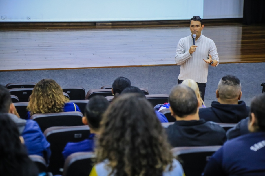 Santana de Parnaíba promove 8ª Semana de Formação de Professores e Gestores