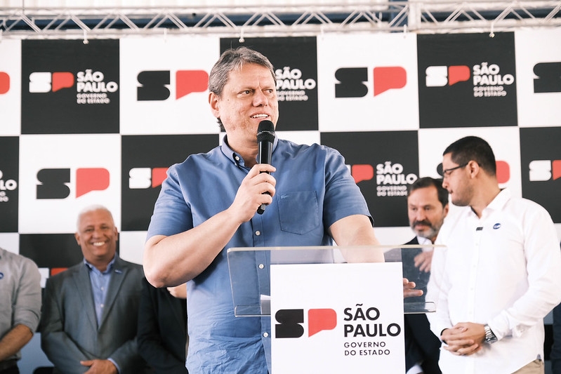 Tarcísio anuncia investimento de R$ 122 mi em obras de saneamento no Litoral Norte